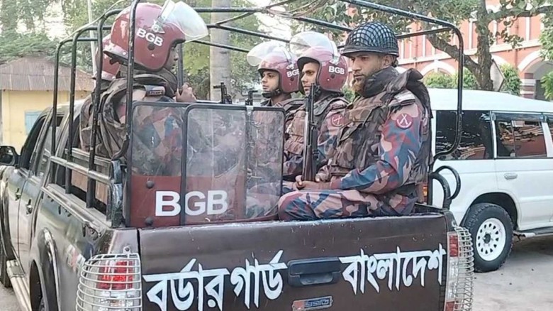 পরিস্থিতি স্বাভাবিক রাখতে ঢাকাসহ ৪ জেলায় বিজিবি মোতায়েন