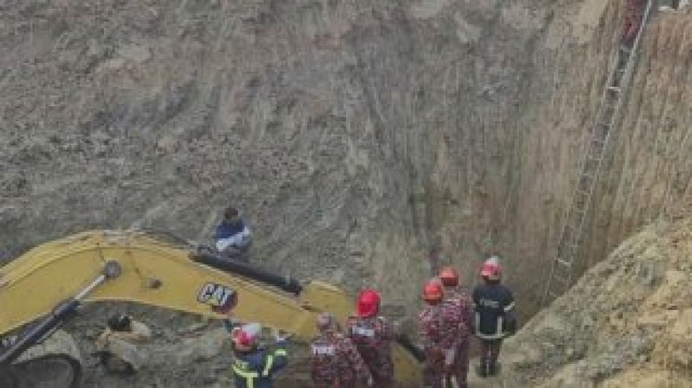 শিশু সাজিদকে জীবিত উদ্ধার, চলছে চিকিৎসা