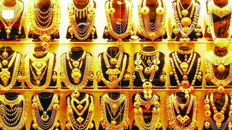 প্রথমবারের মতো স্বর্ণের দাম ছাড়ালো ৪৫০০ ডলার