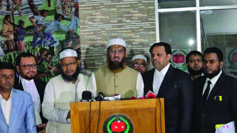 আমাকে নিয়ে ভুল সংবাদ ছড়ানো হয়েছে: ইসিকে মামুনুল হক