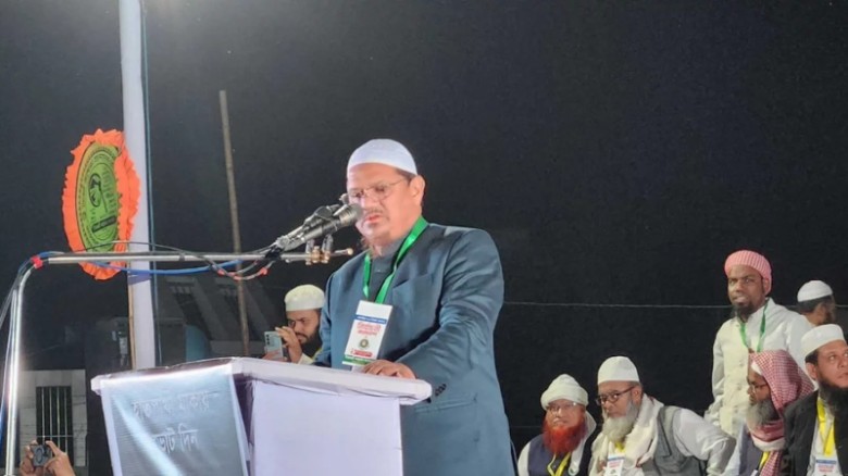 টাকার অভাবে আমাদের প্রার্থীদের নির্বাচন করতে কষ্ট হয় : চরমোনাই পীর