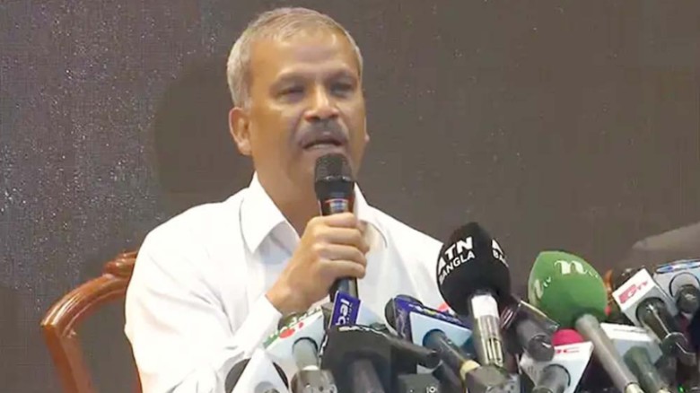 নবনির্বাচিত সংসদ সদস্যদের শপথ পড়াবেন কে, জানালেন আইন উপদেষ্টা