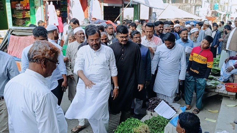 লেভেল প্লেইং ফিল্ড নিশ্চিতে প্রশাসনের আন্তরিকতার ঘাটতি রয়েছে: মজিবুর রহমান মঞ্জু