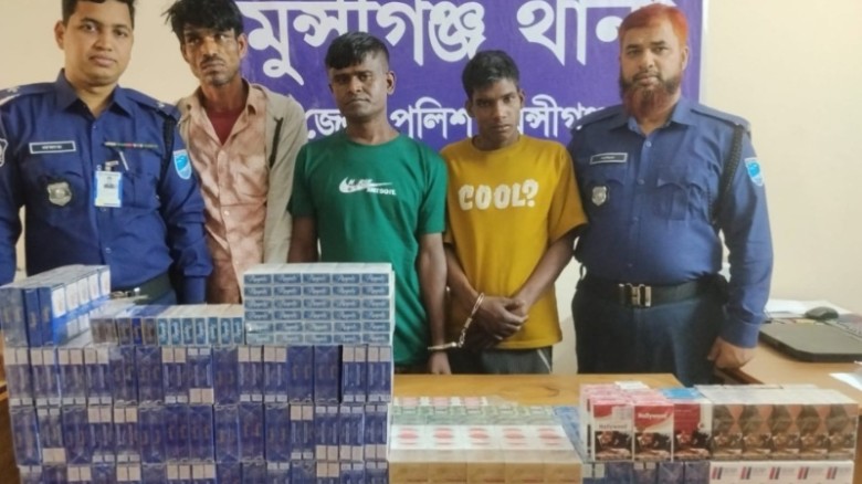 মুন্সিগঞ্জে মুদি দোকানে চুরি: ‘আবুল ডাক্তার’ চক্রের ৩ সদস্য গ্রেপ্তার