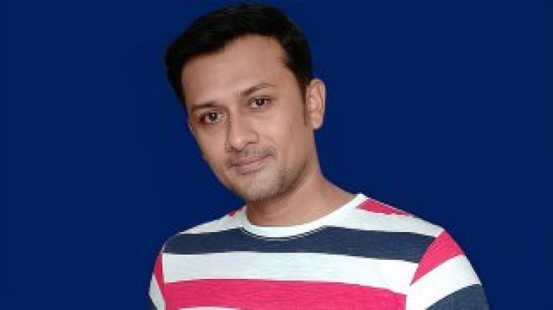 ভোট দিয়ে মৃত্যুর কোলে ঢলে পড়লেন অভিনেতা