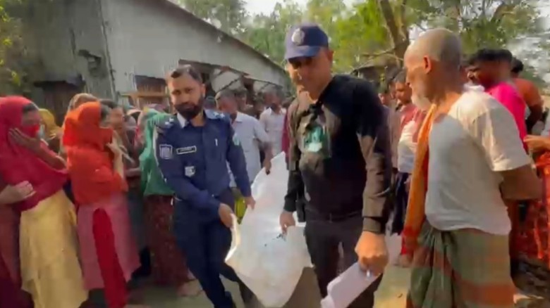 শাহজাদপুরে বাবার ওপর অভিমান করে স্কুলছাত্রীর আত্মহত্যা