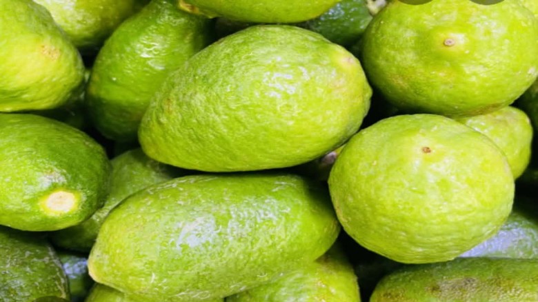 রাজশাহীর বাজারে লেবুর দাম আকাশচুম্বী: রমজানের আগেই দ্বিগুণ