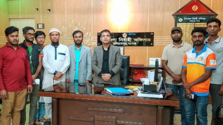 উপজেলা নির্বাহী কর্মকর্তার সঙ্গে মণিরামপুর রিপোর্টার্স ক্লাবের সৌজন্য সাক্ষাৎ