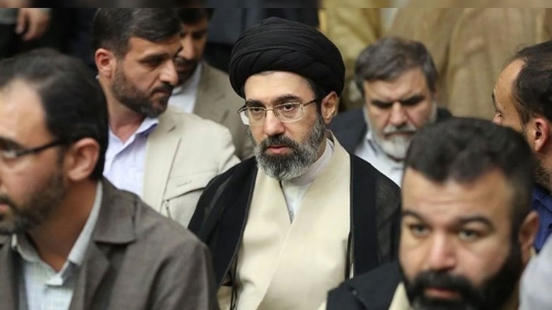 কে এই মোজতবা খামেনি