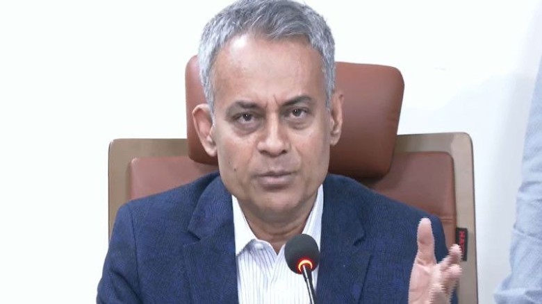 ঈদযাত্রায় বাড়তি ভাড়া নিলেই রুট পারমিট বাতিল: সড়ক পরিবহনমন্ত্রী