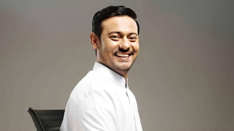 নাসীরুদ্দীন পাটওয়ারীকে আদালতে হাজিরের নির্দেশ