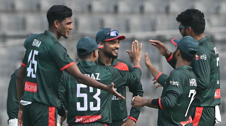 নাহিদের গতির ঝড়: পাকিস্তানকে সর্বনিম্ন রানে অলআউট করল বাংলাদেশ