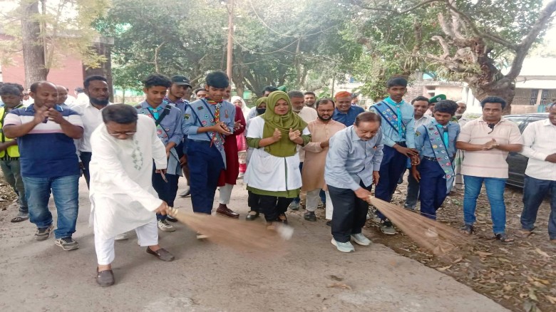 শিবপুরে পরিষ্কার-পরিচ্ছন্নতা কার্যক্রম উদ্বোধন