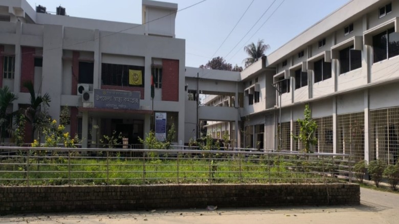 কালিয়াকৈর উপজেলা স্বাস্থ্য কমপ্লেক্সে চরম অনিয়ম: সেবা বঞ্চিত রোগীরা