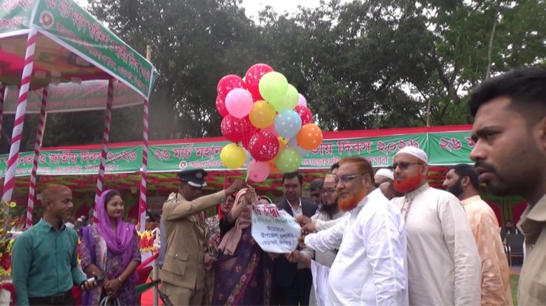 ঘোড়াঘাটে তোপধ্বনির মধ্য দিয়ে স্বাধীনতা দিবস উদযাপিত