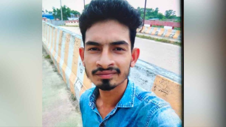 পিরোজপুরে স্ত্রীর সঙ্গে অভিমান করে যুবকের আত্মহত্যা