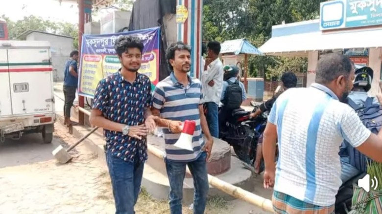 জ্বালানি সংকট মোকাবেরায় মুকসুদপুরে বিএনপি নেতাদের স্বেচ্ছাশ্রম