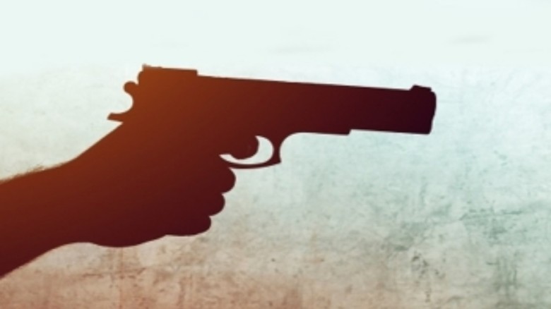 রাজশাহীতে সড়ক থেকে পিস্তল সদৃশ বস্তু উদ্ধার