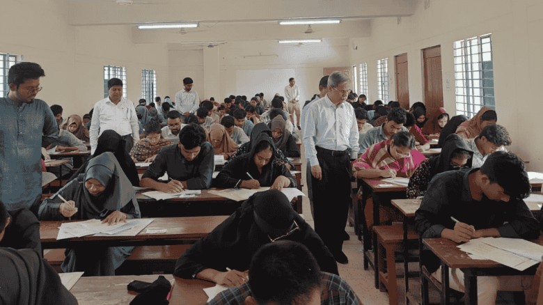 রবীন্দ্র বিশ্ববিদ্যালয়ে গুচ্ছের ‘বি’ ইউনিটের ভর্তি পরীক্ষা সম্পন্ন