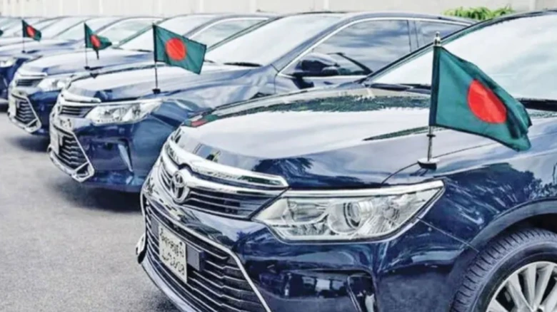 সরকারি ব্যয় সংকোচনে কঠোর সরকার: গাড়িতে ৩০% জ্বালানি কম নেবেন মন্ত্রী-প্রতিমন্ত্রীরা