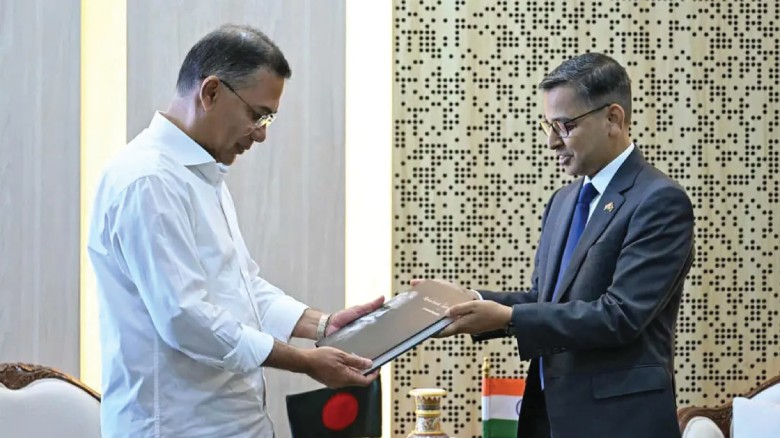 প্রধানমন্ত্রীর সঙ্গে ভারতীয় হাইকমিশনারের সৌজন্য সাক্ষাৎ