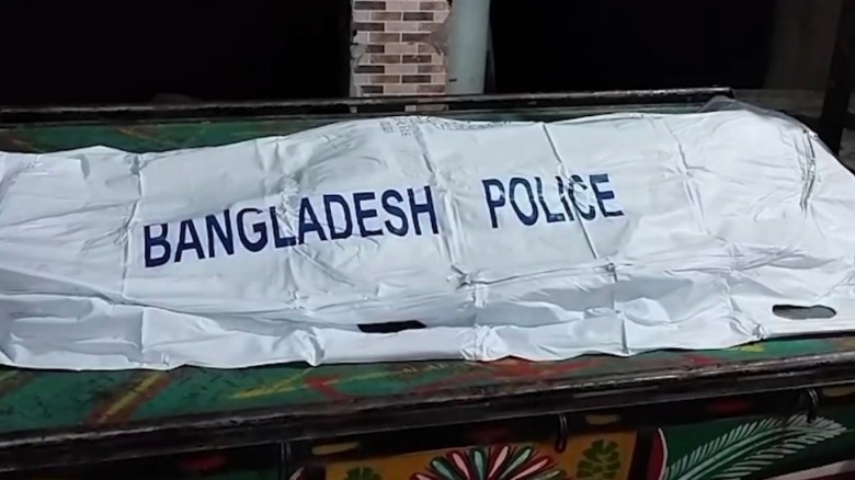 সোনারগাঁওয়ে পূর্ব শত্রুতার জেরে শোরুম কর্মীকে কুপিয়ে হত্যা