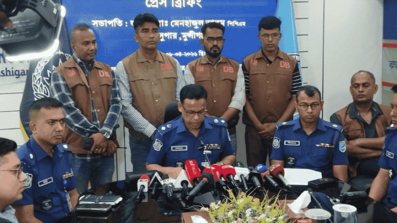 মুন্সীগঞ্জে মোটরসাইকেলসহ ৩ চোর গ্রেফতার