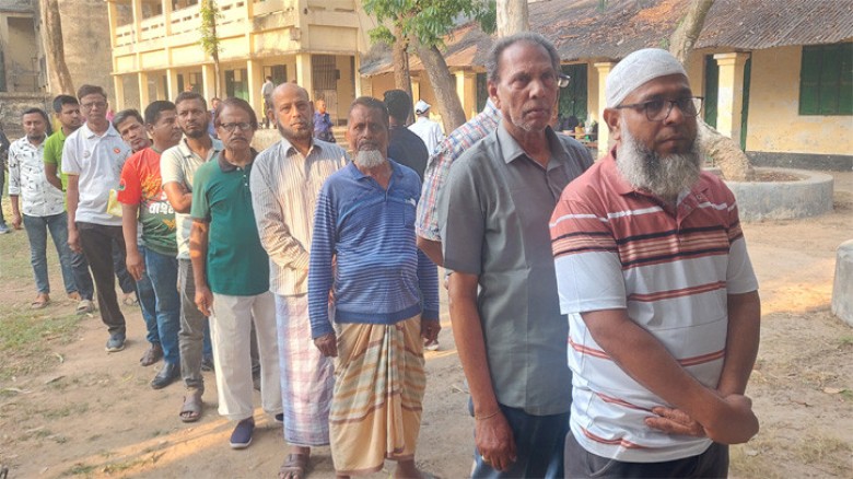 বগুড়া-৬ ও শেরপুর-৩ আসনে ভোটগ্রহণ চলছে