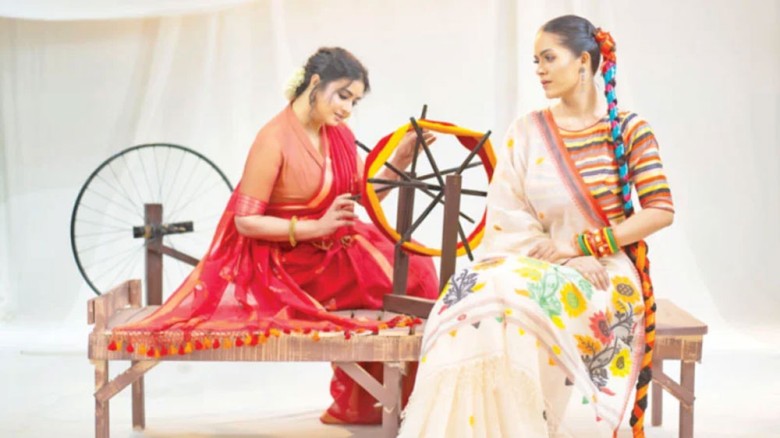 ঐতিহ্য ও আধুনিকতার মেলবন্ধনে বর্ণিল উৎসবের প্রস্তুতি