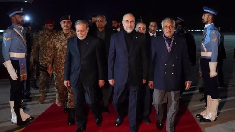 পাকিস্তান ছাড়ল ইরানের প্রতিনিধি দল