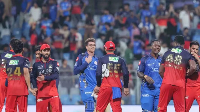 আইপিএল ইতিহাসে দীর্ঘতম ম্যাচ খেলল বেঙ্গালুরু ও মুম্বাই