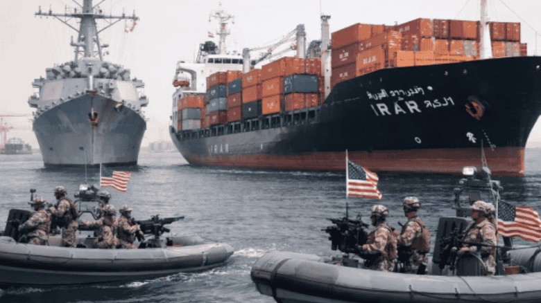 ইরানের সকল বন্দরে আমেরিকার নৌ-অবরোধ শুরু