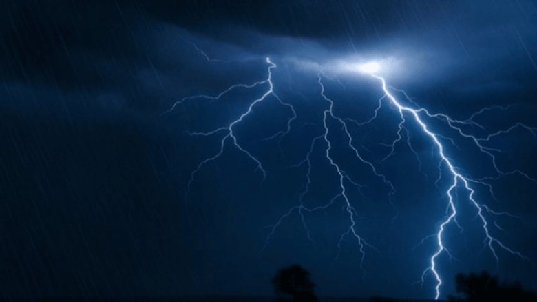 রংপুরে বজ্রপাতে নিহত ২, শিশুসহ আহত ১১