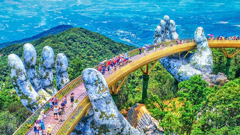 ভিড় এড়িয়ে অজানার সন্ধানে: বিশ্বের সেরা ১০টি ‘হিডেন জেম’ শহর