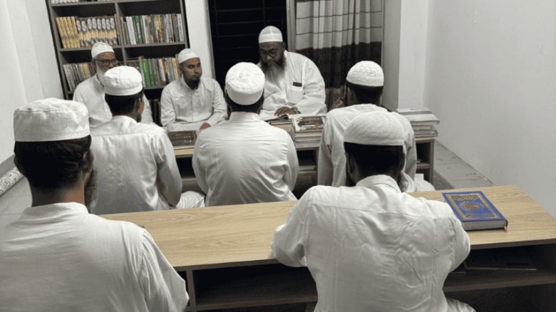 মিরপুর জামিয়া খালিদে ইফতা বিভাগের দরস  উদ্বোধন