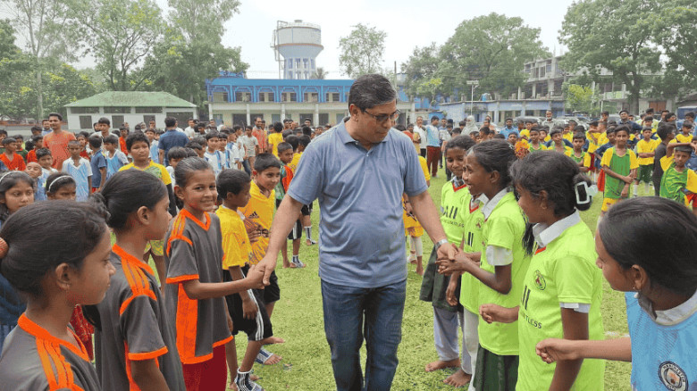 শিশুদের খেলাধুলায় সম্পৃক্ত করতে বদ্ধপরিকর সরকার: প্রতিমন্ত্রী