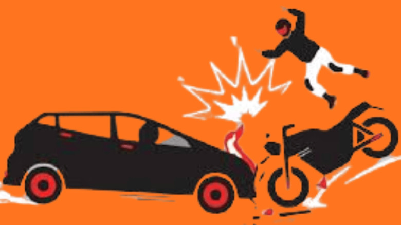 রাণীনগরে সড়ক দুর্ঘটনায় নিহত ১, আহত ৭