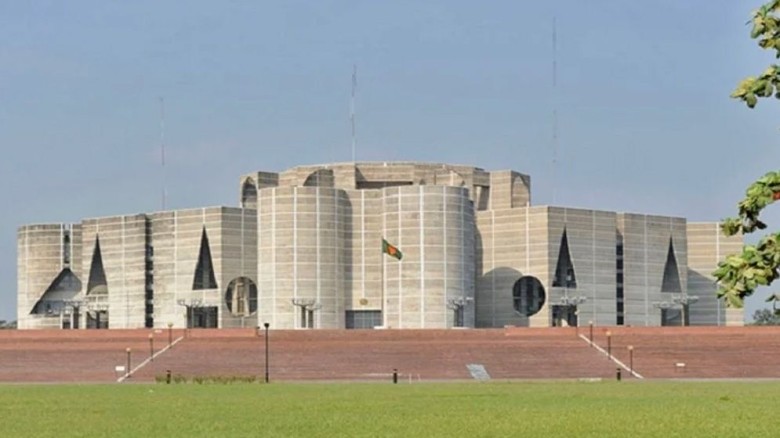 সংসদের কেনাকাটায় ‘হরিলুট’ হয়নি, তদন্ত কমিটির প্রতিবেদন পেশ