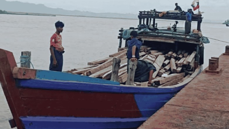 সীমান্ত বাণিজ্য চালুর পথে টেকনাফ