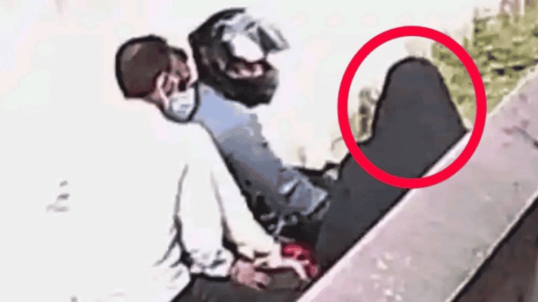 শ্রীমঙ্গলে গলায় দা ঠেকিয়ে ছিনতাই