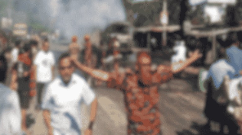 পুঠিয়ায় ব্যবসায়ী নিহত, ট্রাকে আগুন