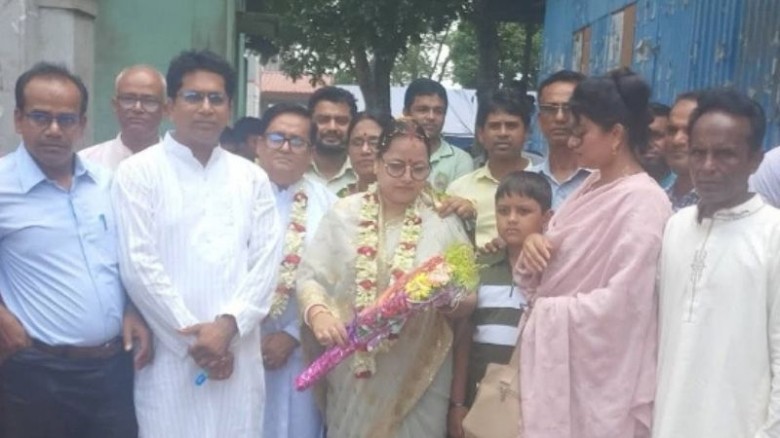 সংরক্ষিত আসনের এমপি সুবর্ণা ঠাকুরকে সংবর্ধনা