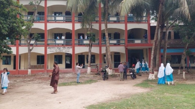 ভাঙ্গায় অনিয়মে ২১ শিক্ষার্থীর ফরম পূরণ