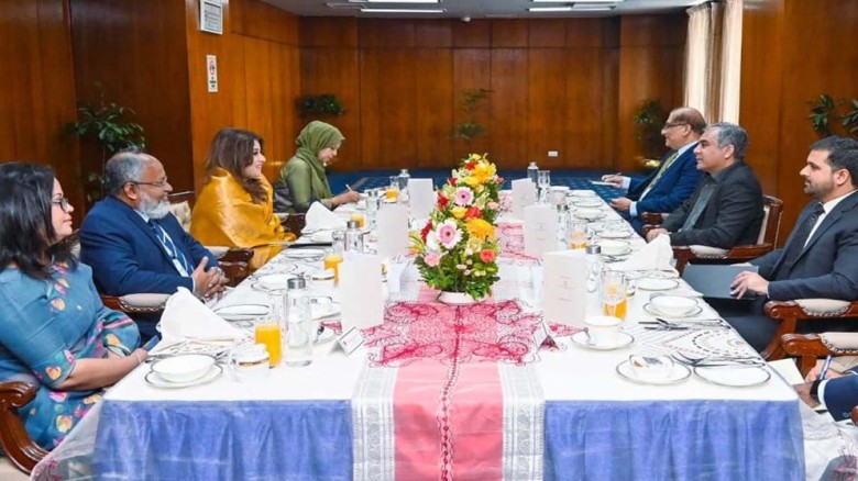 বাংলাদেশ ও পাকিস্তানের মধ্যে দ্বিপক্ষীয় সহযোগিতা জোরদারের অঙ্গীকার