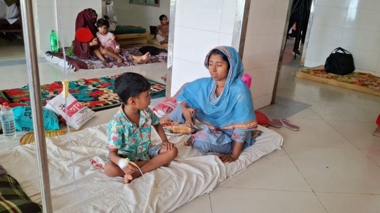 সিরাজগঞ্জে হামে আক্রান্ত ৪৩৭, হাসপাতালে ভর্তি ৫৫