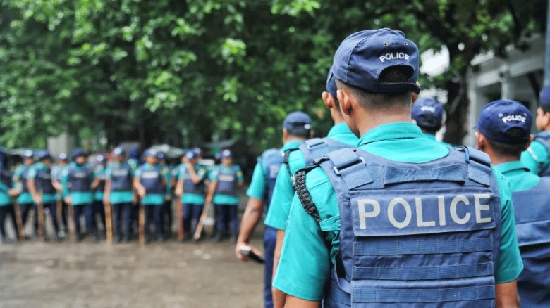 পুলিশ সদস্যদের ওভারটাইম ভাতা দেওয়ার পরিকল্পনা সরকারের
