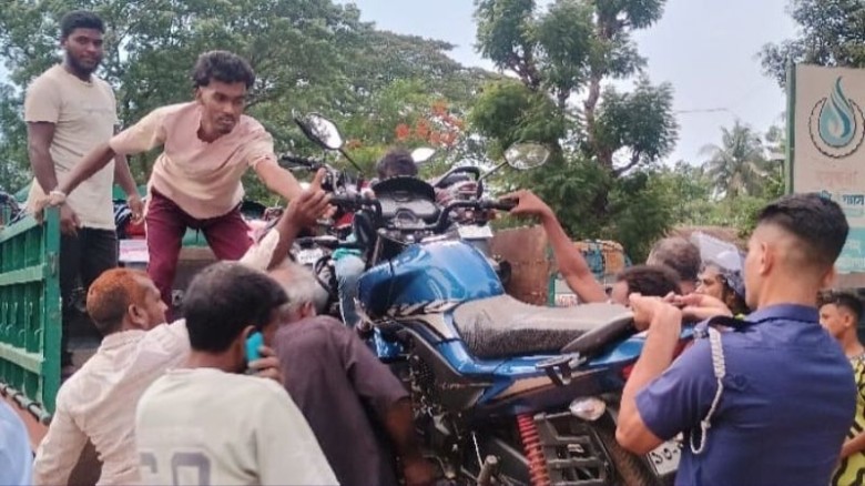 কমলগঞ্জে নিষিদ্ধ ভারতীয় বিড়িসহ কিশোর আটক