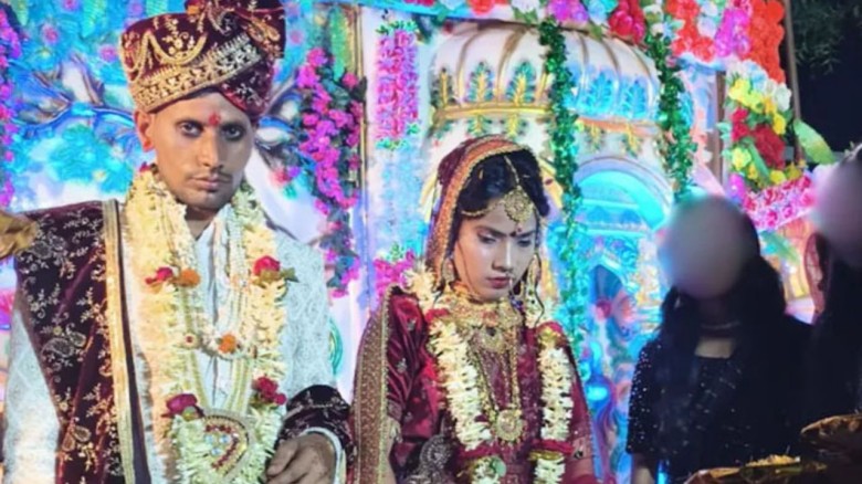 ভারতে বিবাহে স্বর্ণের চেইন না পেয়ে নববধূকে হত্যা