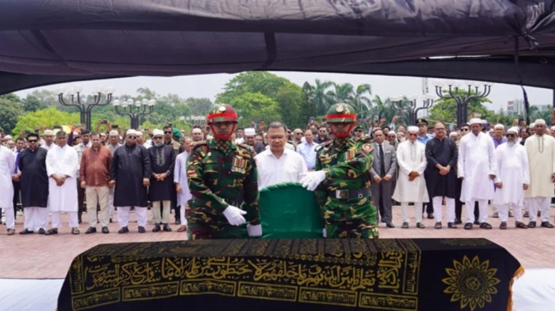 মিজানুর রহমান সিনহার জানাজায় প্রধানমন্ত্রী তারেক রহমান