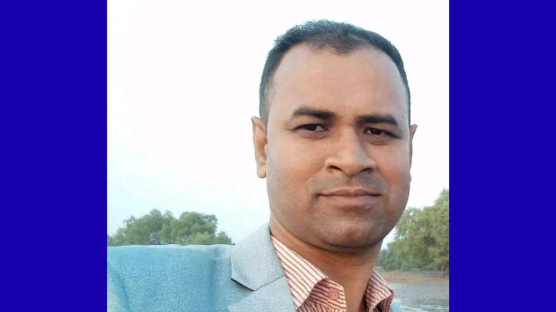 কয়রায় ঘরে ঢুকে ব্যবসায়ীকে হত্যা